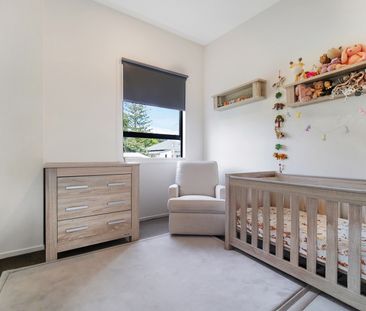 Near new town house in Birkdale - Photo 4