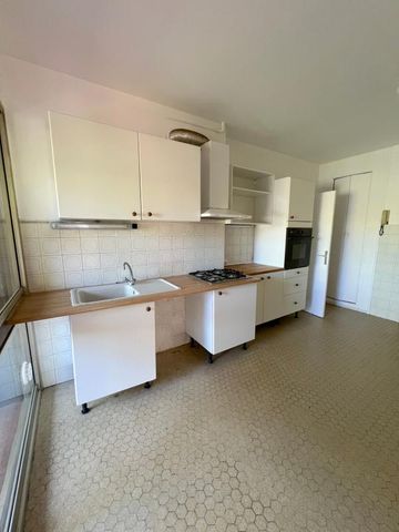 Appartement 6 pièces 183m2 MARSEILLE 8EME 2 500 euros - Photo 4