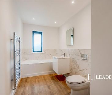 4 bedroom bungalow to rent - Photo 6