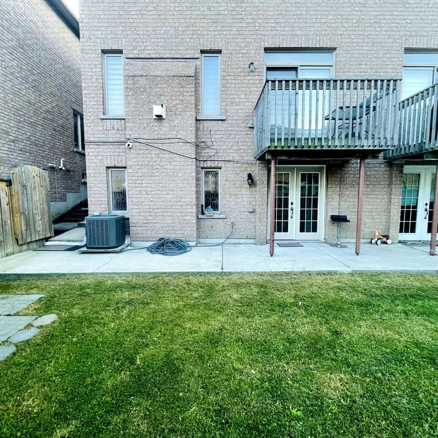 For Lease - 5551 Meadowcrest Avenue Unit# Finished BSMT, Mississauga, Ontario - Photo 1