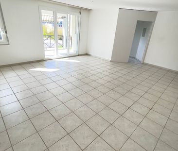 Helle 4.5-Zimmer-Wohnung mit Balkon und schöner Aussicht in Zofingen - Foto 3