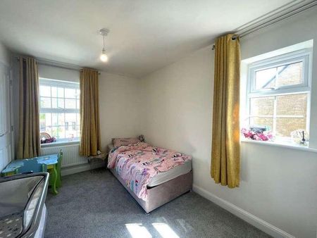 Sheerness Way, Peterborough - Photo 4