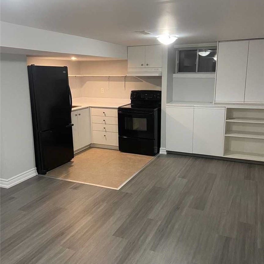 For Lease - 81 Lawrence Avenue Unit# Lower, Richmond Hill, Ontario - Photo 1