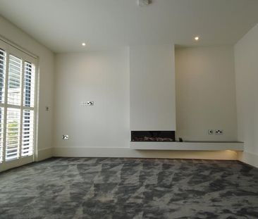 5 bedroom semi-detached house to rent - Photo 2