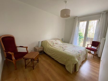 Location Appartement 3 pièces 50m² - Photo 3