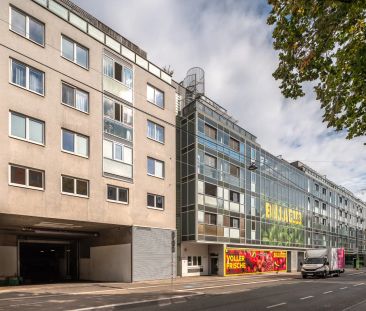 Gut geschnittene 4-Zimmer-Neubauwohnung mit großer Loggia - teilmöb... - Photo 4