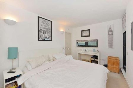 Ocean Wharf, Canary Wharf, E14 - Photo 4