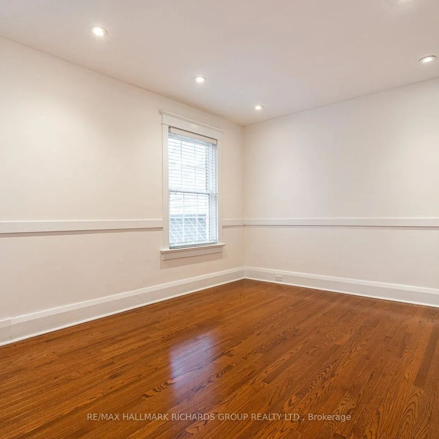 Detached Home For Lease | E9036091 - Photo 1