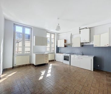 Location Maison 4 pièces 110m² AGEN 47000 - Photo 2