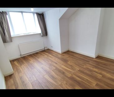 2 Bed Terraced House, Rydall Street, LS11 - Photo 1