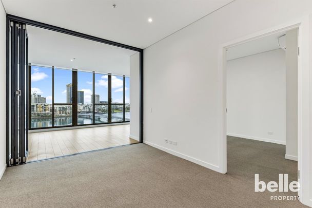 911/17 Wentworth Place, Wentworth Point. - Photo 1