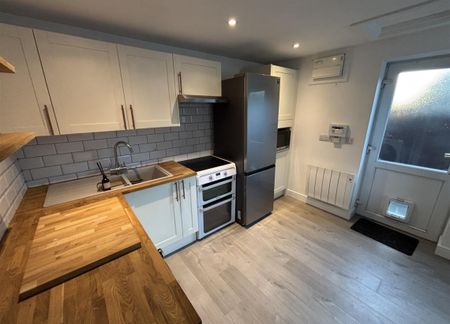 The Burrows, Leys Lane, Meriden - Photo 5