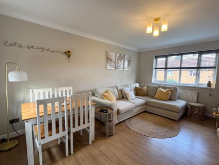 2 bedroom apartment to rent - Photo 2