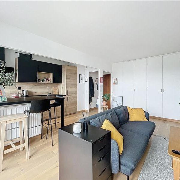 2 pièces - Meublé - 42,55 m² - 7ème étage - Colocation non autorisée - Photo 1