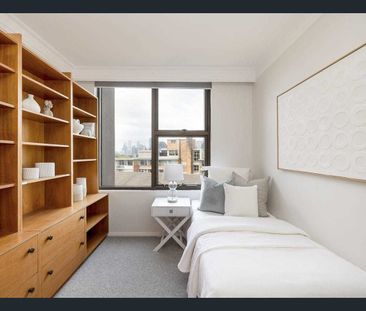 Spectacular Harbour View Three bedroom Apartment with Carspace - Photo 5