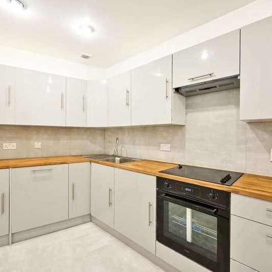 Cromwell Crescent, Kensington, SW5 - Photo 1