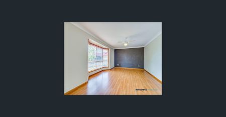 Spacious Family Living in a Peaceful Cul-de-Sac - Photo 3