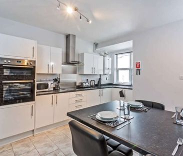 Melville Street Room 4 - Photo 1