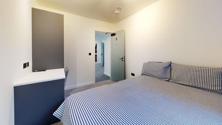 7 bedroom terraced house to rent - Photo 4