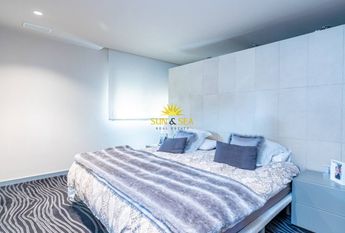 Long term rental, Luxury house with 5 bedrooms in Los Balcones - Los Altos del Edén, Torrevieja Alicante.