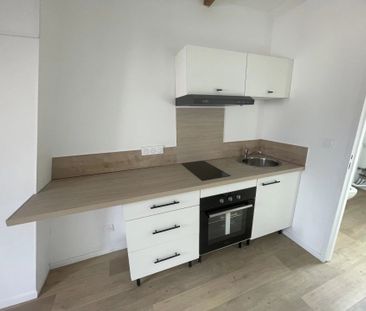 Location Appartement 1 pièces 23 m2 à Saint-Quentin - Photo 4