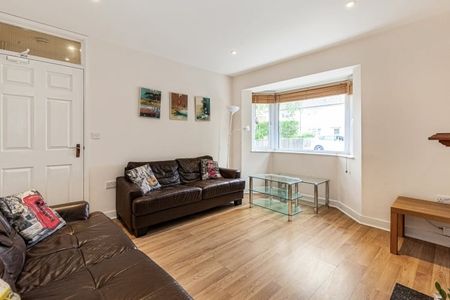 Harcourt Terrace, Headington - Photo 2