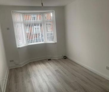 9 Glen Crescent, Belfast, BT11 8FB - Photo 6
