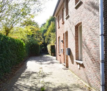 PITTORESK EN RUSTIG GELEGEN RUIME WONING CENTRUM RUMBEKE - Foto 1