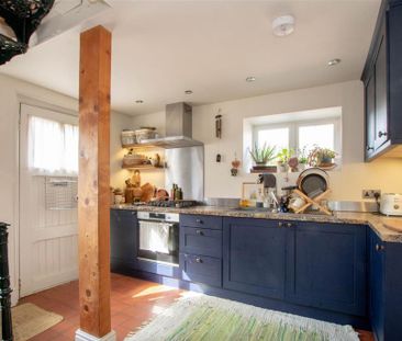 1 bedroom detached house to rent - Photo 5