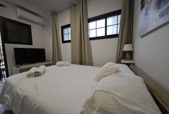 Maspalomas, Canary Islands 35100