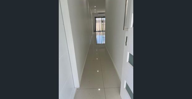 In a Prime Location in Sefton. - Photo 1