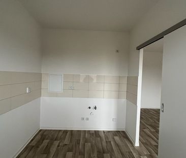Mit WBS - Schöne 2 Raum-Wohnung mit Balkon und Badewanne - Foto 6