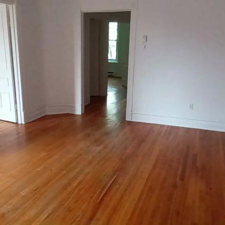 METRO PIE-1X GRAND 5 1/2 LIBRE (1 MINUTES A PIED DU MÉTRO) - Photo 3