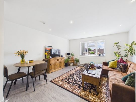Station Crescent, Ashford, Surrey,TW15 - Photo 1