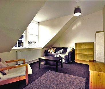 2 bedroom property to rent - Photo 1