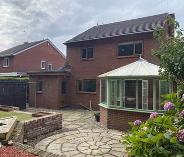 4 bedroom detached house to rent - Photo 1