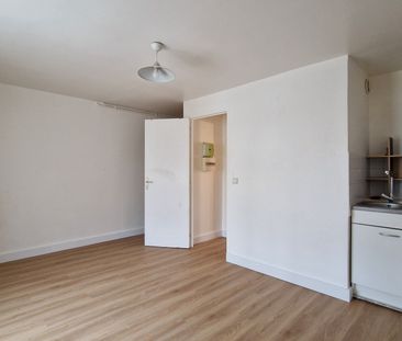 Location Appartement 2 pièces 29m² ST AUBIN 91190 - Photo 2