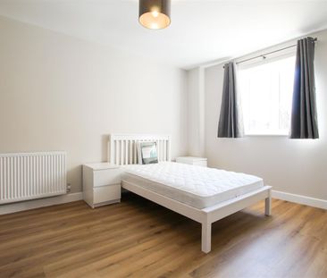 Room 1, High Street, Cherry Hinton, Cambridge - Photo 2