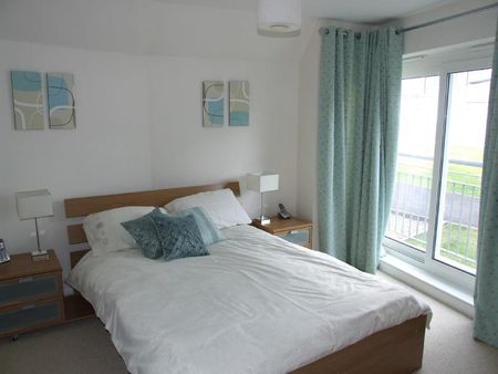 2 bedroom flat to rent - Photo 3
