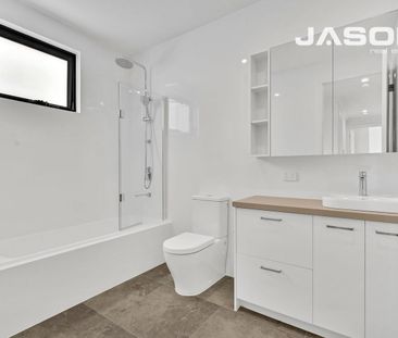 Designer Townhouse - Lots of Space and Style - Photo 6