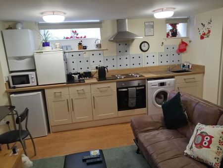 1 bedroom apartment to rent - Photo 4