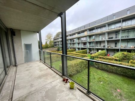 RECENT APPARTEMENT MET GROOT TERRAS STRATEGISCH GOED GELEGEN - Photo 2