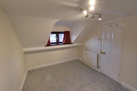 3 bedroom terraced house to rent - Photo 5