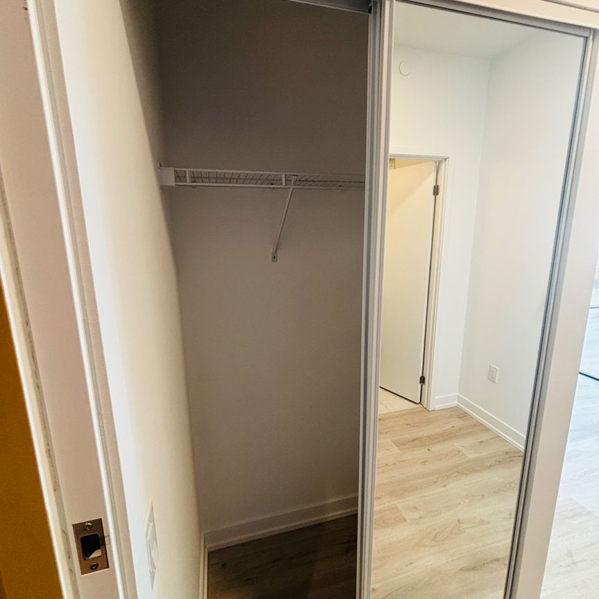 For Lease - 395 Square One Drive Unit# 3709, Mississauga, Ontario - Photo 1