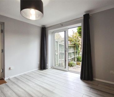 1 bedroom end of terrace house to rent - Photo 4