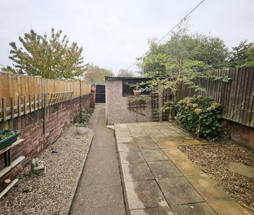 2 bedroom terraced house to rent - Photo 5