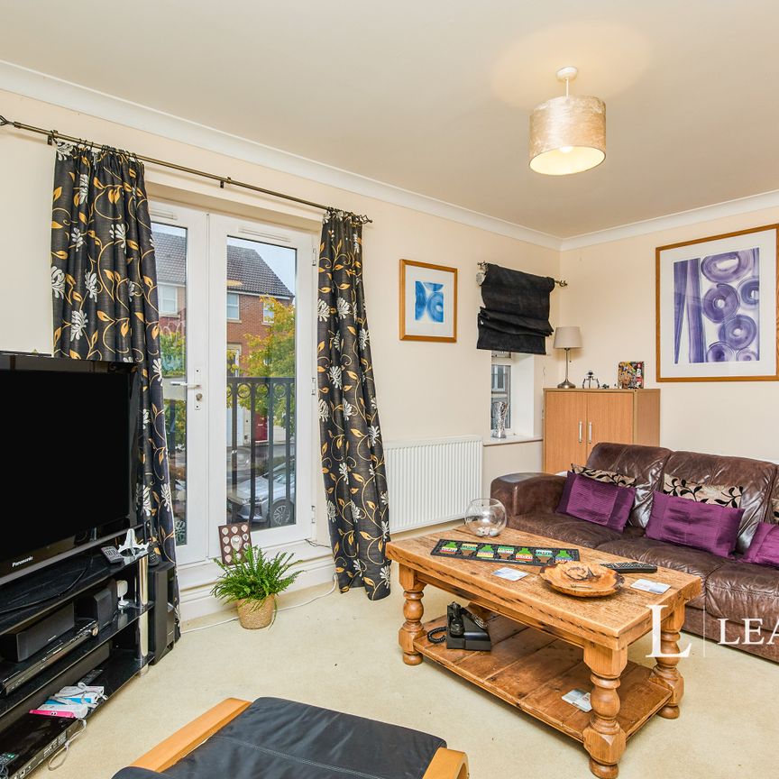 3 bedroom house to rent Crystal Close, Mickleover, Derby, DE3 - Photo 1