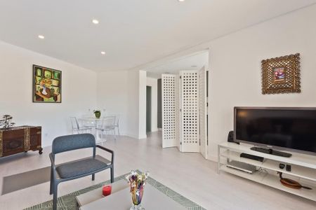 2 room luxury Flat for rent in Cascais, Portugal - Photo 3