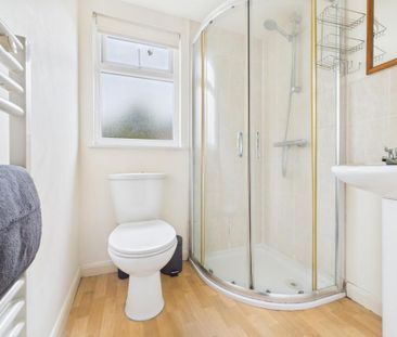 4 bedroom terraced house to rent - Photo 2