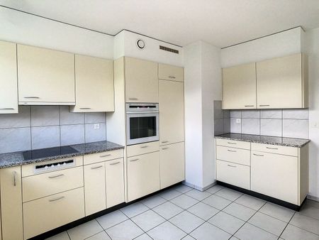 MAGNIFIQUE 4.5 pièces / WUNDERSCHÖNE 4.5-ZIMMER-WOHNUNG - Foto 2